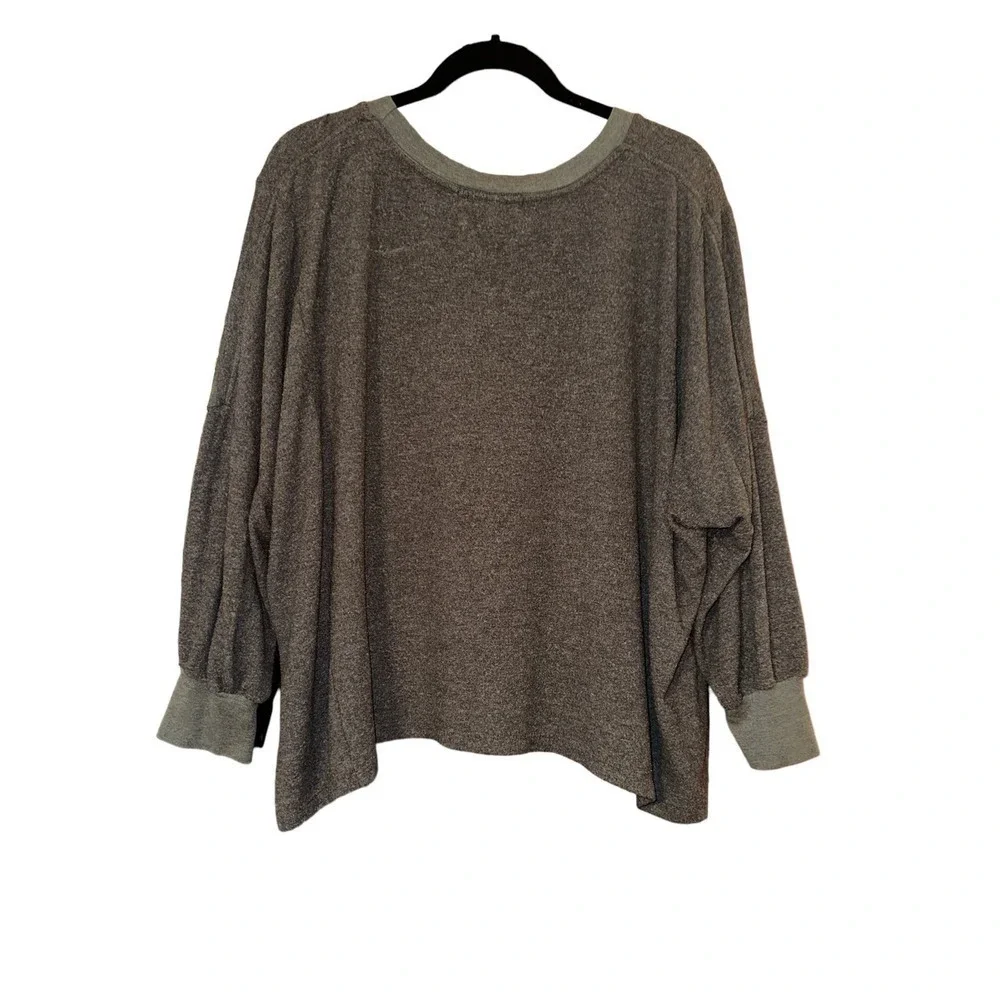 Wildfox Women's Outlaw Feather & Longhorn Oversized Pullover Sweater Size M Gray